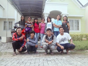 Staf dan pengurus PMKS